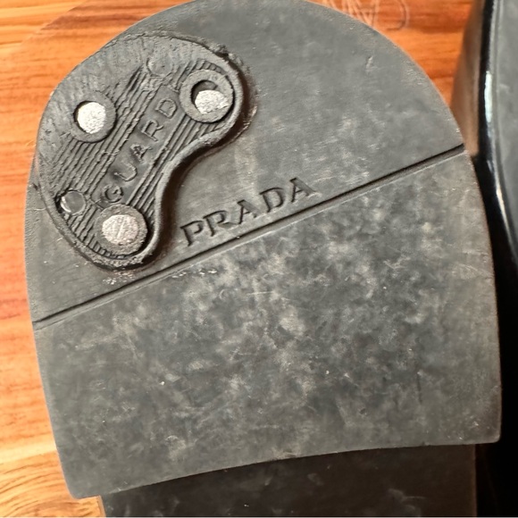 PRADA GENUINE POINT TOE BALLERINA MARYJANE FLAT ITALIAN PATENT LEATHER SZ 6.5❤️ - Picture 9 of 11